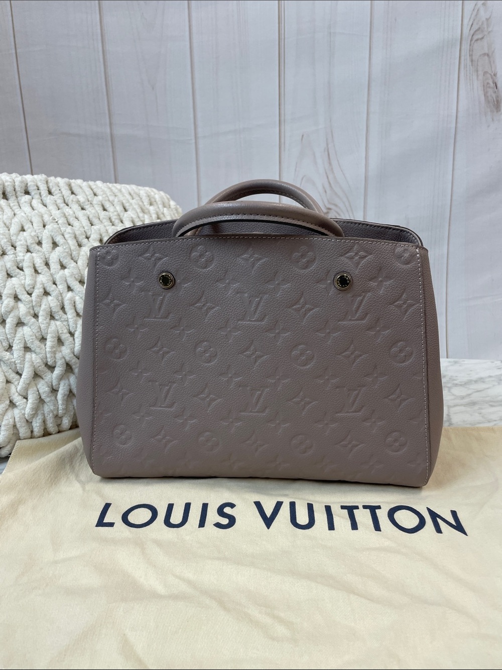 Louis Vuitton Montaigne MM